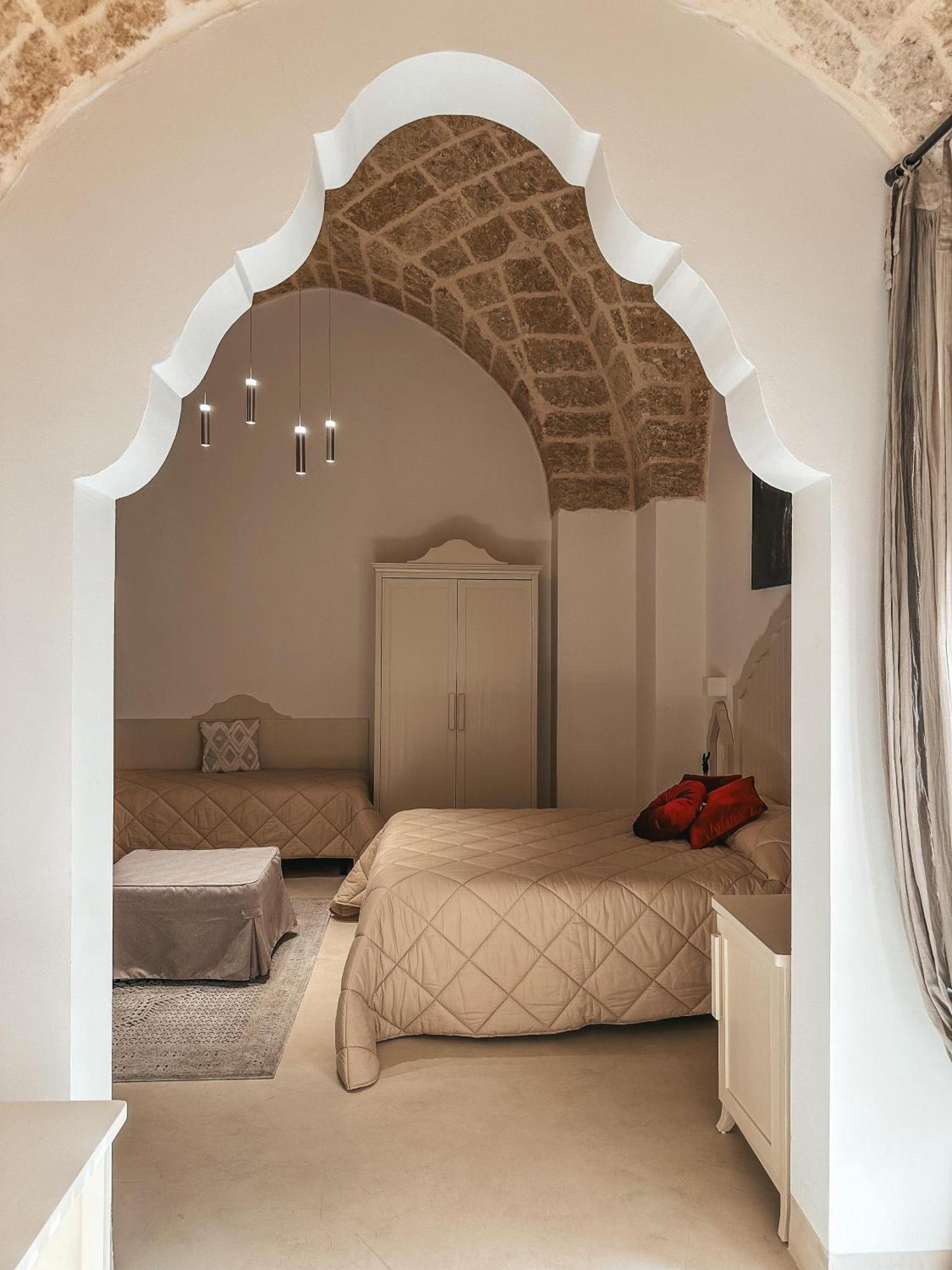 Palazzo Alma Luxury Rooms Казарано Екстериор снимка