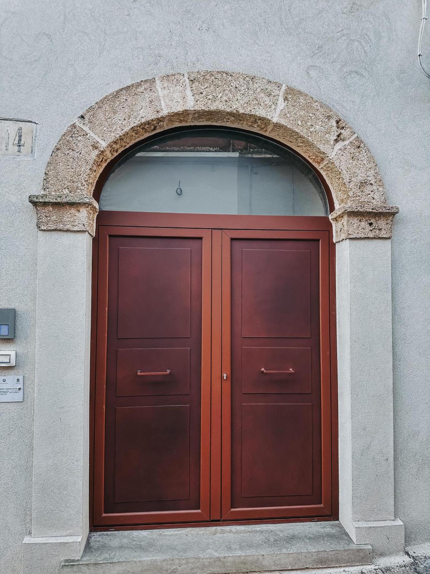 Palazzo Alma Luxury Rooms Казарано Екстериор снимка
